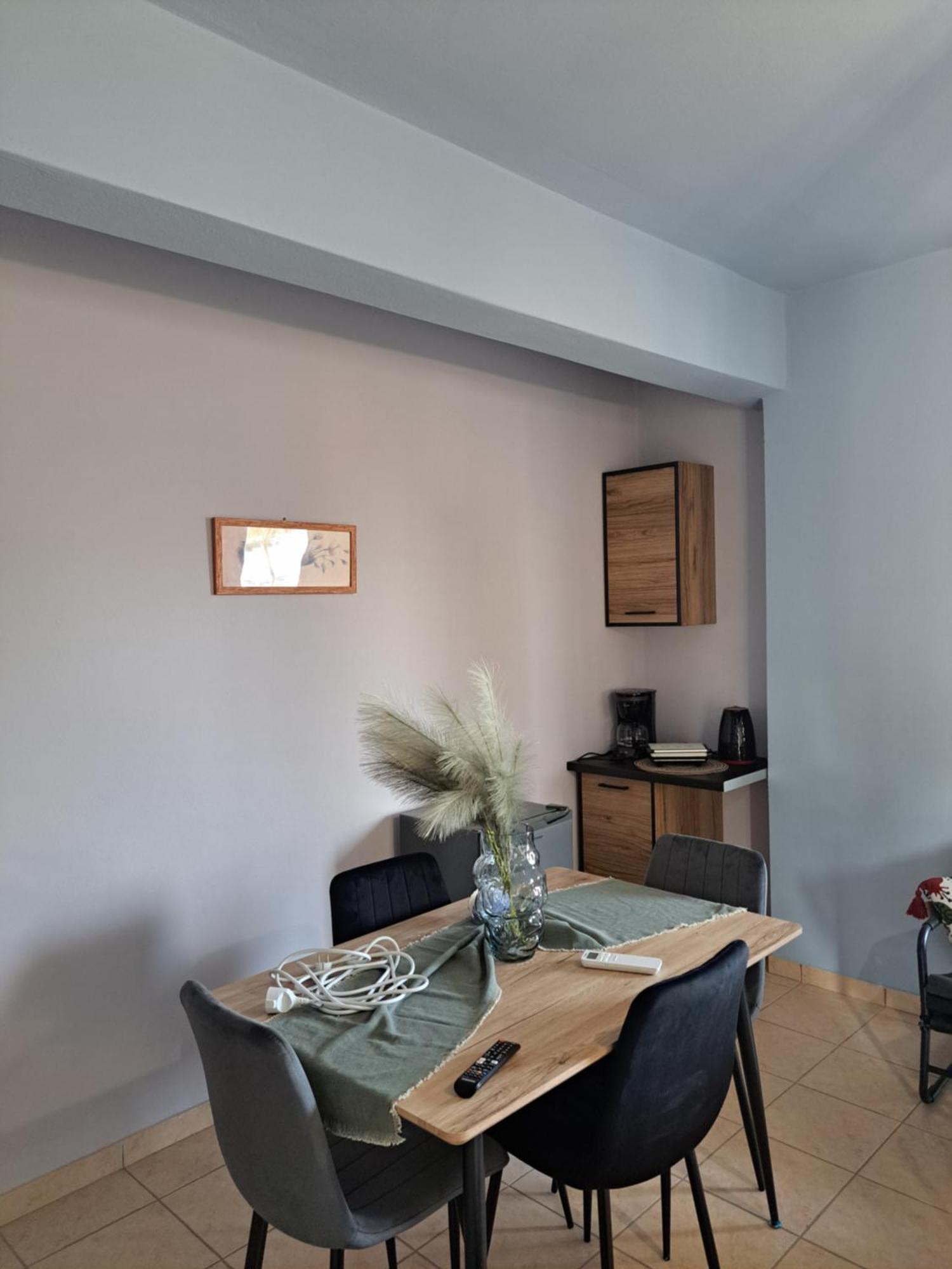 Seashell Apartment Artemida  Bagian luar foto